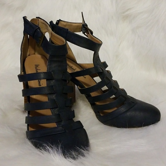 closed toe caged heels